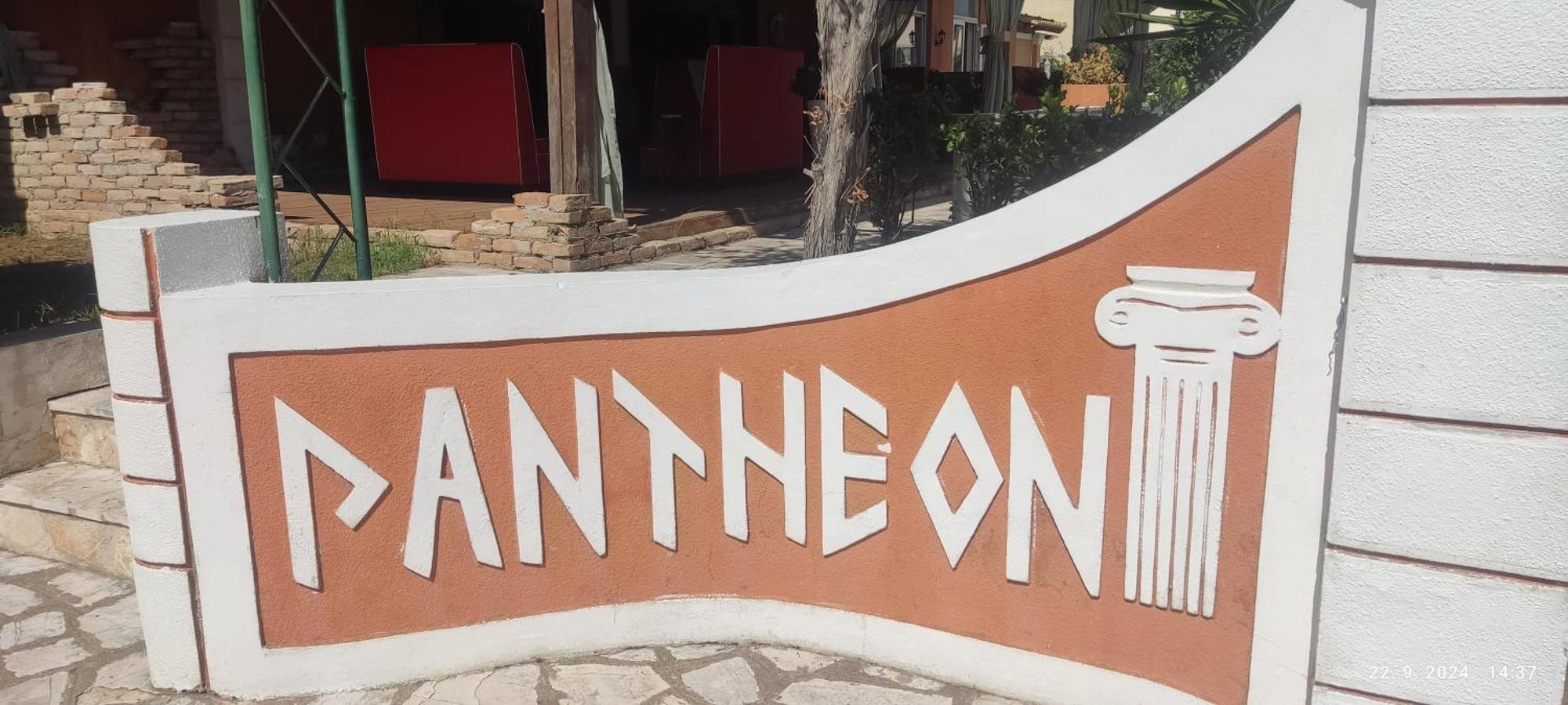 Pantheon Hall Hotel Mesongi Luaran gambar